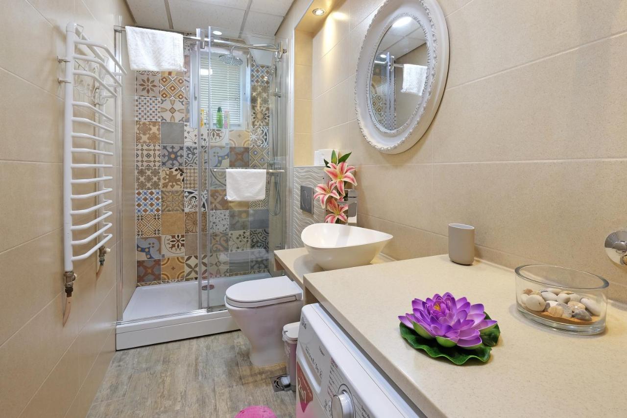 Paradise Starry Suite-City Center Белград Екстер'єр фото
